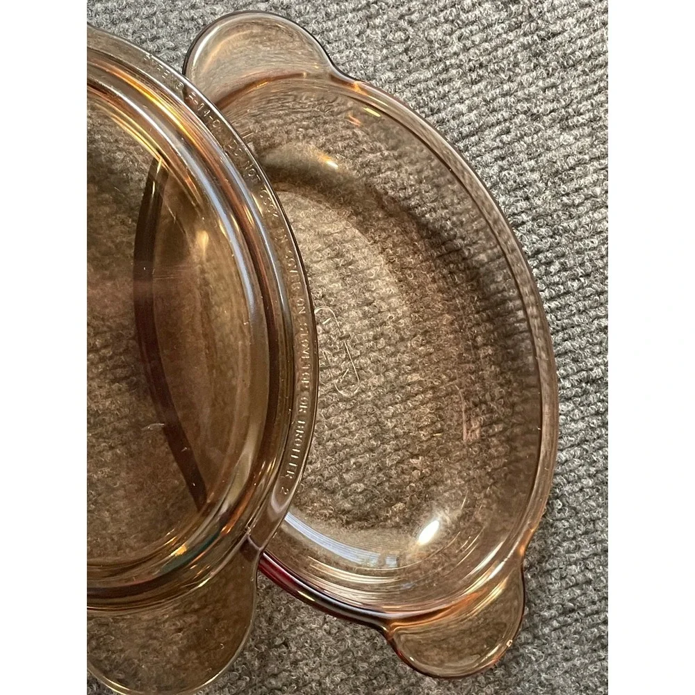 Vintage Vision Corning Amber Glass Oval Casserole Dish 1 Qt V-11-B with Lid USA